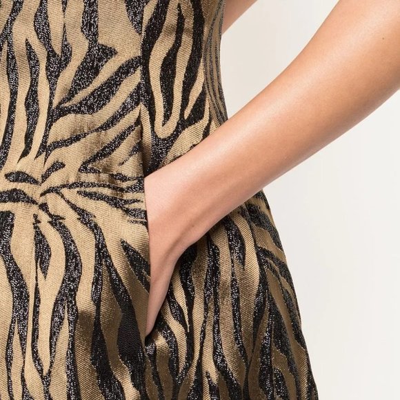 Prabal Gurung Tiger-Print Sleeveless DRESS - Picture 6 of 13